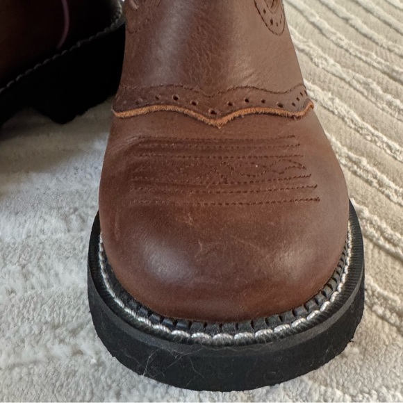 Justin Cowboy Boots - Picture 4 of 10